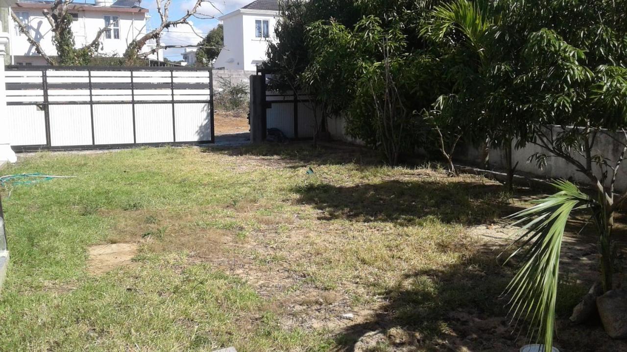 Apartamento Dino 3 Trou aux Biches Exterior foto